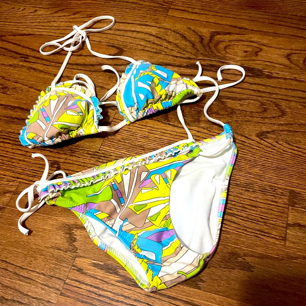 Palm Leaf Triangle Bikini Set Color Block Blue Yellow White Ruffled Tie Bottoms